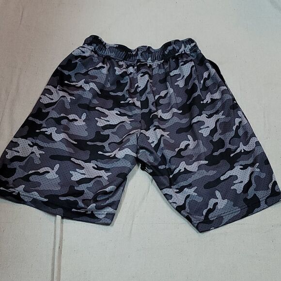 Boys Aeropostale Basketball Shorts!  - Picture 2 of 8